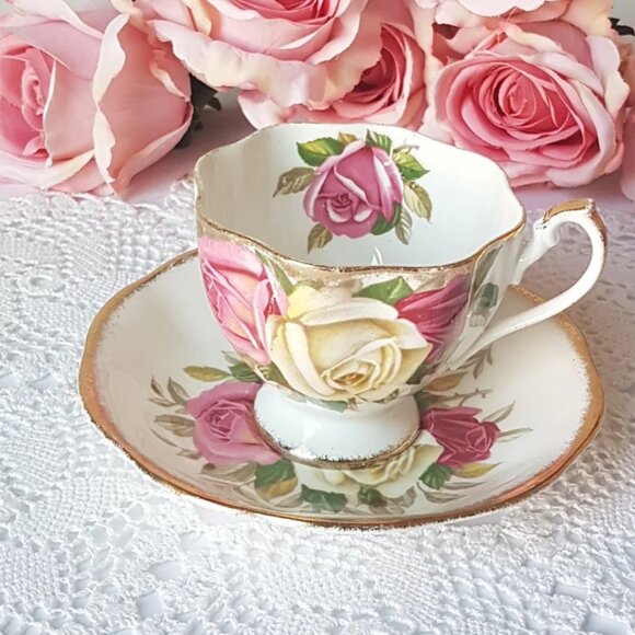 Queen Anne LADY SYLVIA, Bone China Tea Cup and Saucer England - Picture 1 of 9